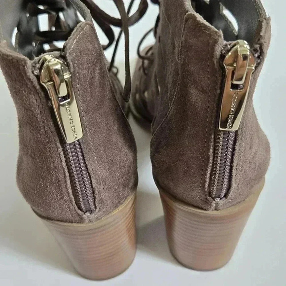 Vince Camuto Tressa Leather Lace up Heels Sandals Taupe Grey Like new! Sz 9M - Picture 6 of 14